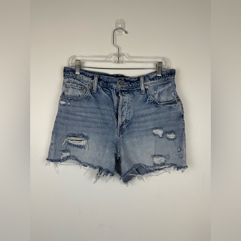 GAP Mom Fit Denim Shorts Medium Wash Destroy Women’s Sz 10 - Picture 1 of 7